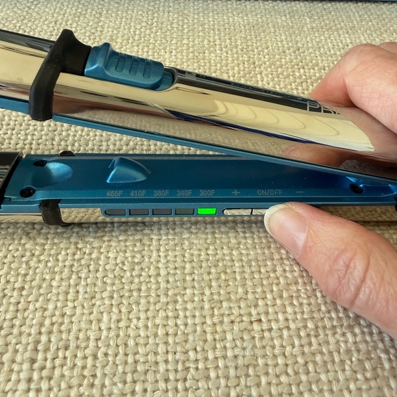 BaBylissPRO  Nano Titanium Prima 3100 1” Ionic Hair Straightener - Picture 8 of 15